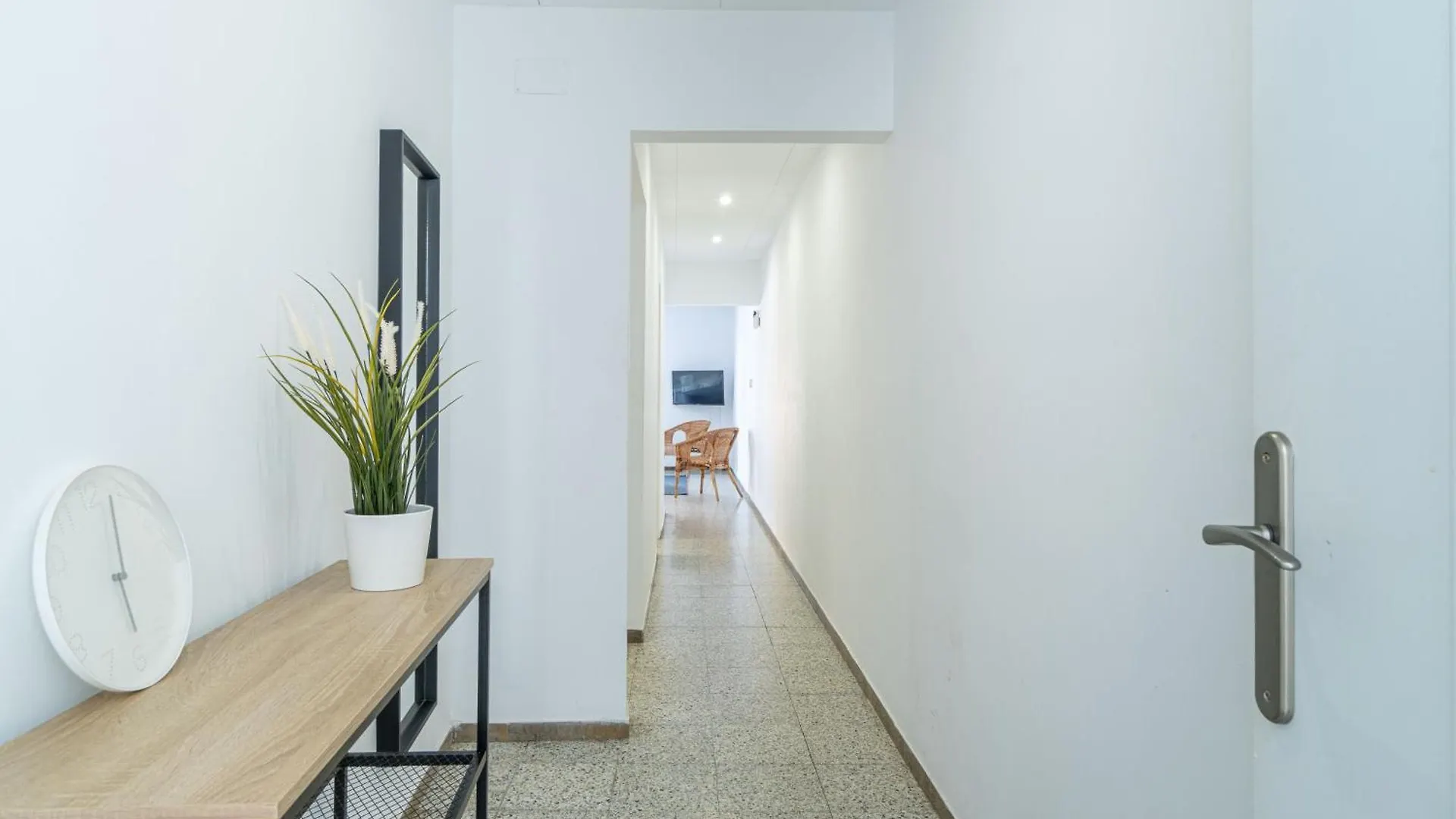 Appartement Roses Center 5 0*,